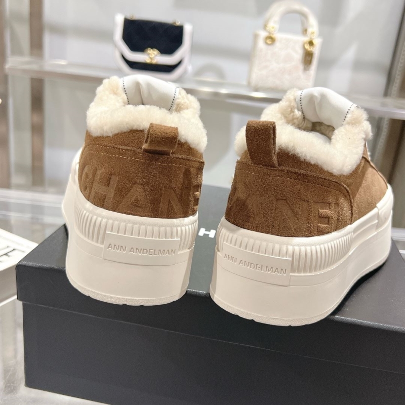Ch**el sport shoes